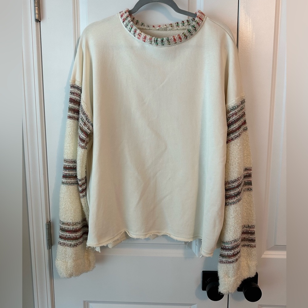Easel Women’s Neutral Oversized Sweater (Size L)